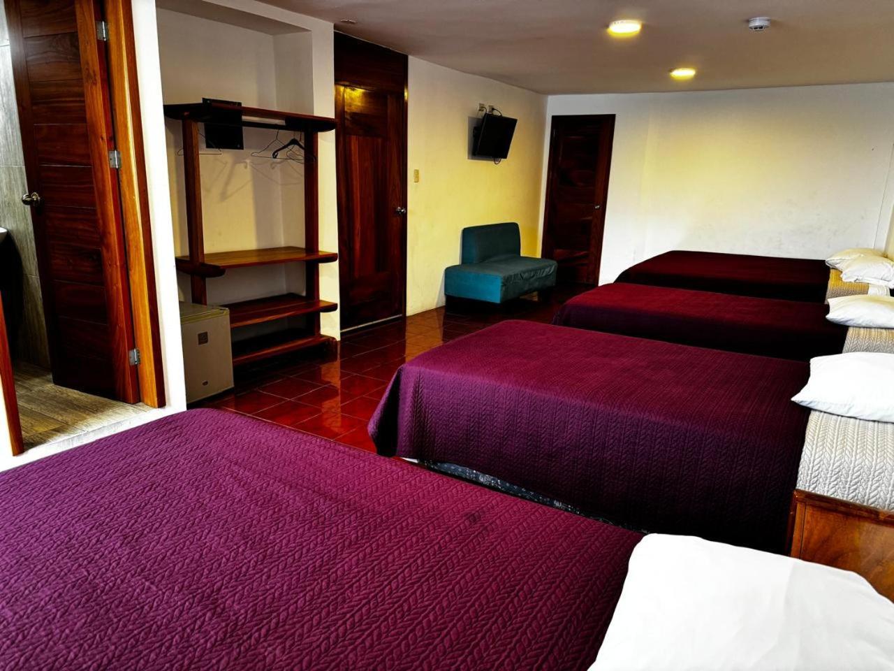 Hostal Muyuyo 阿约拉港 外观 照片