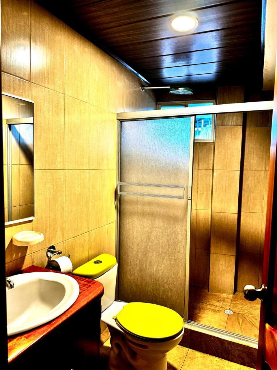 Hostal Muyuyo 阿约拉港 外观 照片