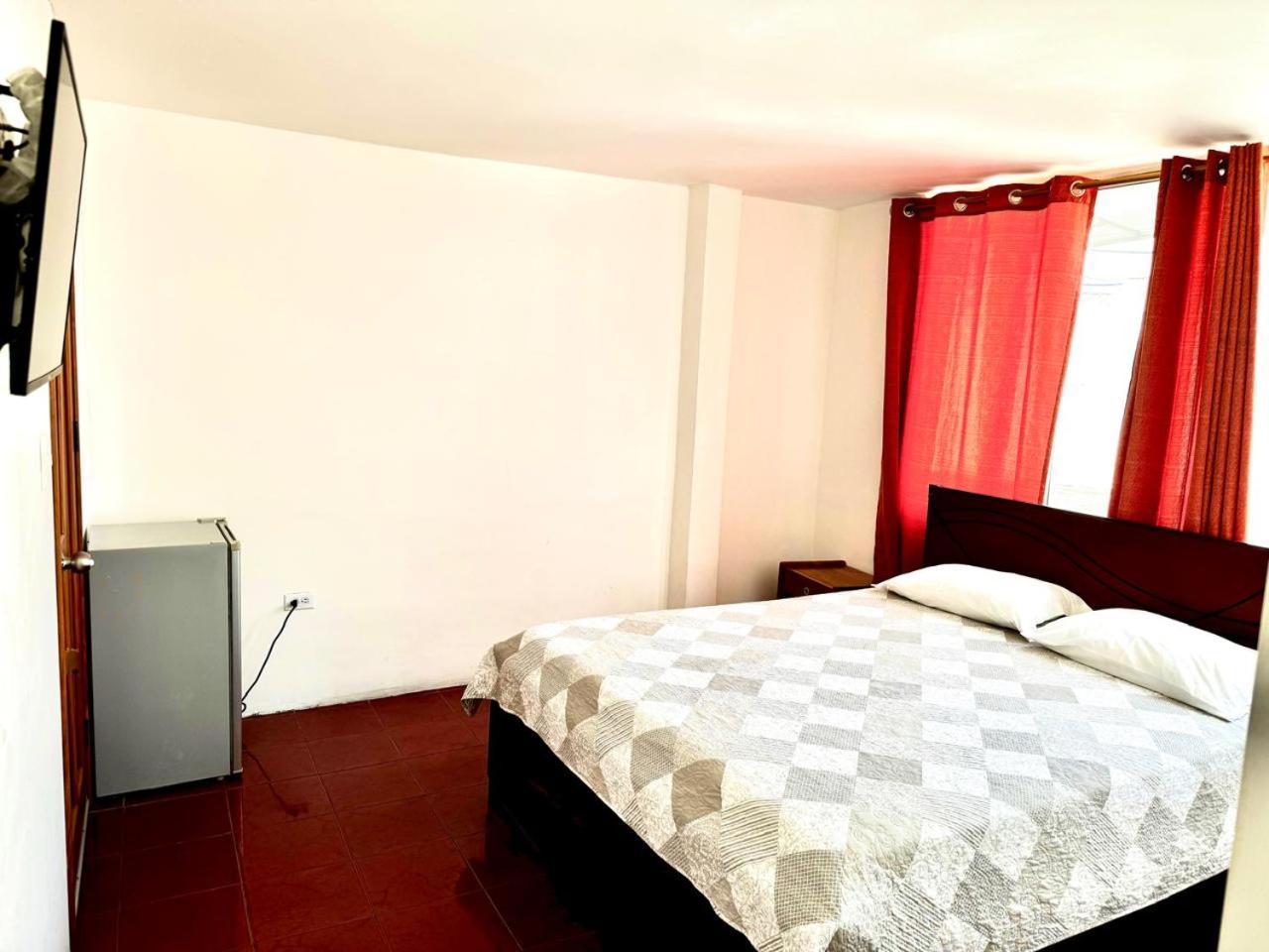 Hostal Muyuyo 阿约拉港 外观 照片