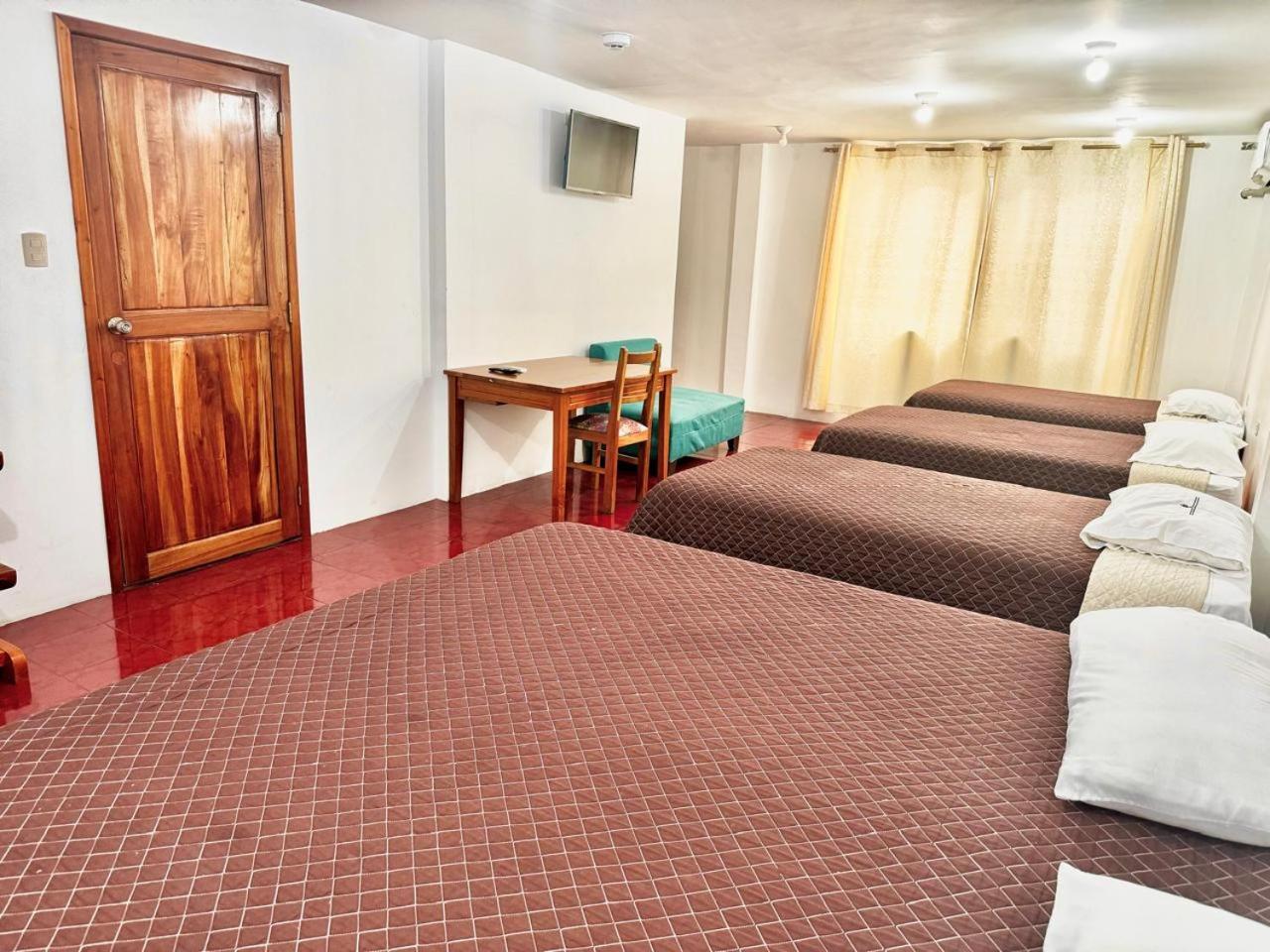 Hostal Muyuyo 阿约拉港 外观 照片